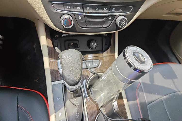 Used Buick Verano 2019 Sedan 15S Automatic Leading Model Gear Lever