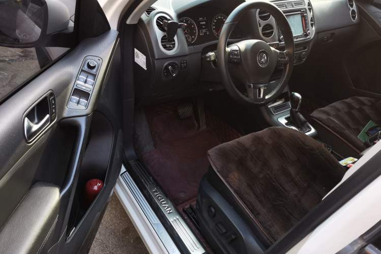 Used Volkswagen Tiguan 2015 1.8TSI Automatic Two-Wheel Drive Comfort Edition Driver Seat