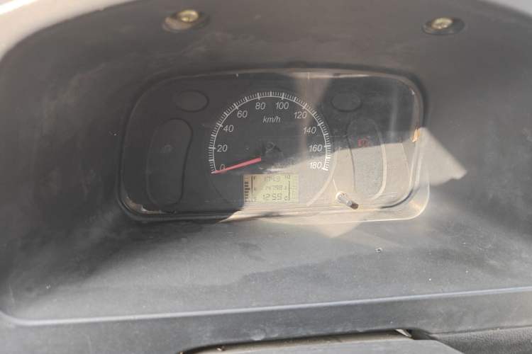 Used Wuling Zhiguang 2015 1.2L Practical LS-I Model
