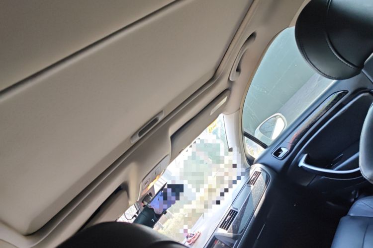 Used Citroen C5 2014 2.0L Automatic Luxury Edition Headliner