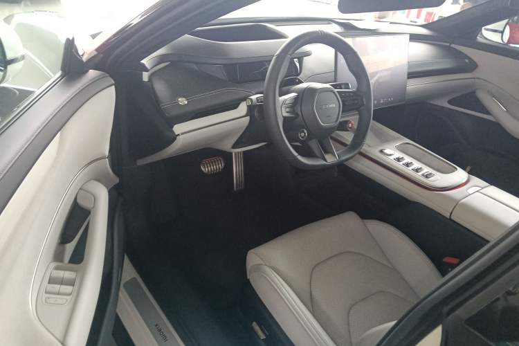 Used Xiaomi Auto SU7 2024 Four-Wheel Drive Ultra-Long Range Advanced Intelligent Driving Max Edition Driver Seat