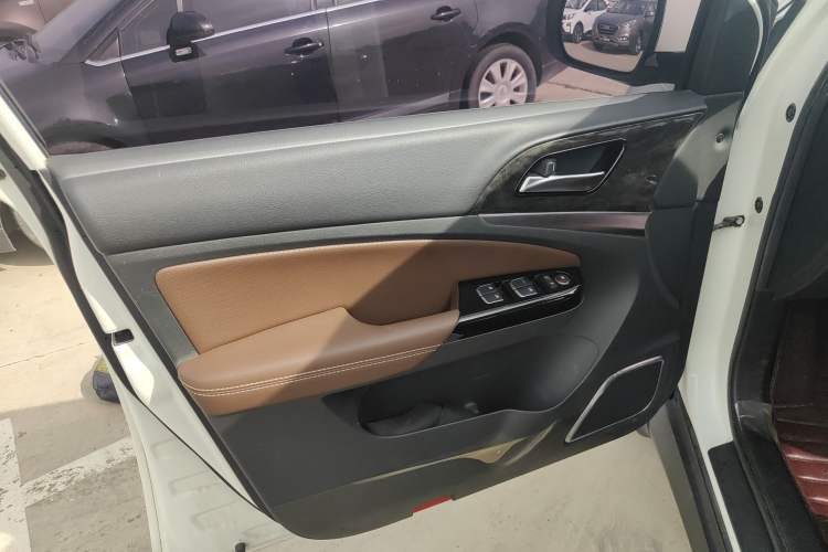 Used BYD S7 2016 2.0T Automatic Prestige Plus