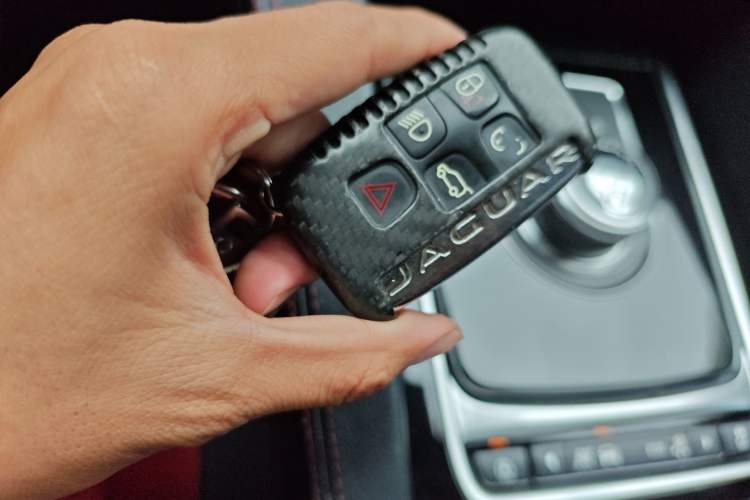 Used Jaguar F-PACE 2019 2.0T All-Wheel Drive R-Sport Sport Edition