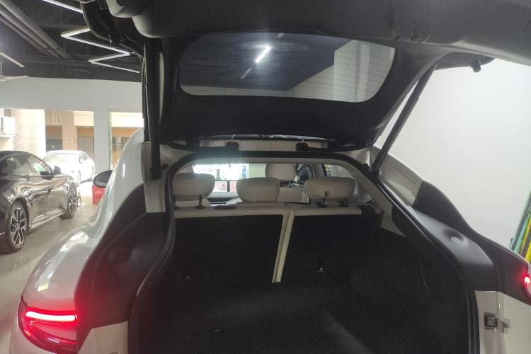 Used IM LS6 2023 Max Standard Edition