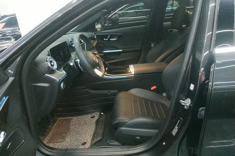 Used Mercedes-Benz C-Class 2022 Restyled C 260 L Sport Edition Left Front Seat