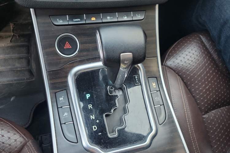 Used Land X7 2015 2.0T Panoramic Prestige Edition