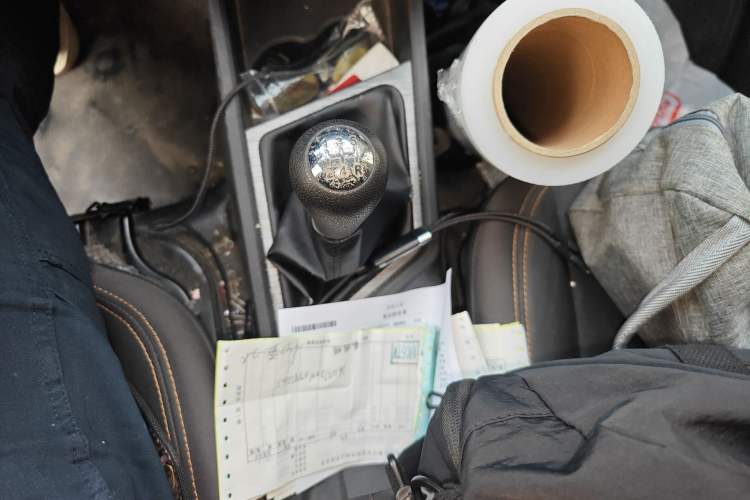 Used CHANGAN KAICHENG Ruixing M60 2023 1.5L GDI Comfort Van 2-Seater
