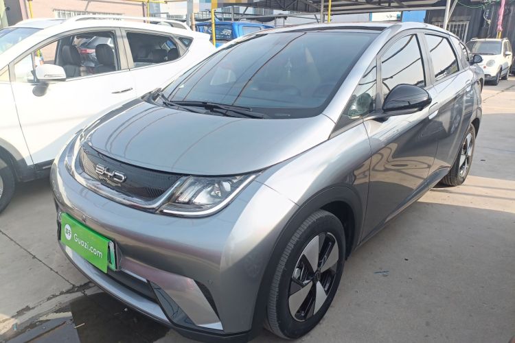 Used BYD Dolphin 2023 420 km Fashion Edition