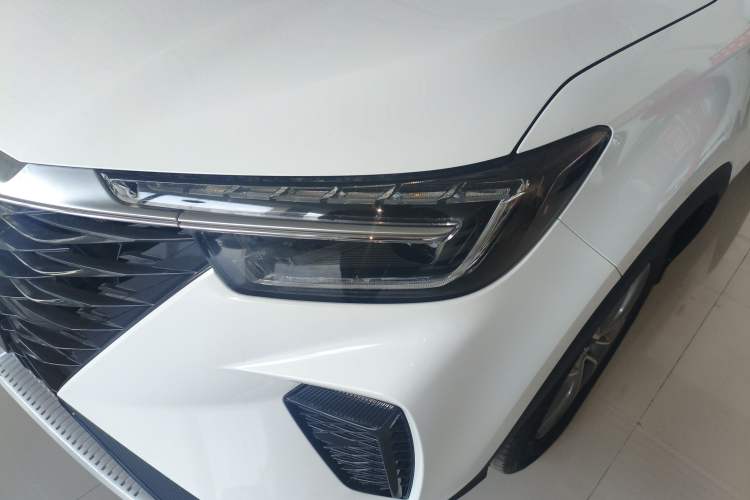 Used Roewe RX5 2025 PLUS 330TGI Automatic Trendsetting Smart Edition Left Front Headlight