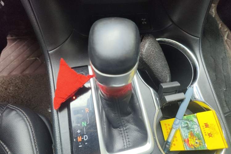 Used Toyota Highlander 2018 2.0T Four-Wheel Drive Prestige Version 7 Seats China VI Standard Gear Lever