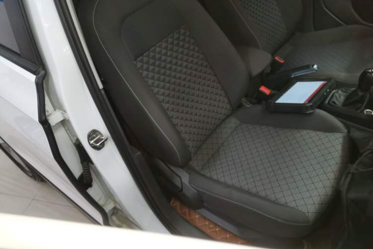 Used Volkswagen T-Cross 2019 1.5L Automatic Fashion Edition Right Front Seat