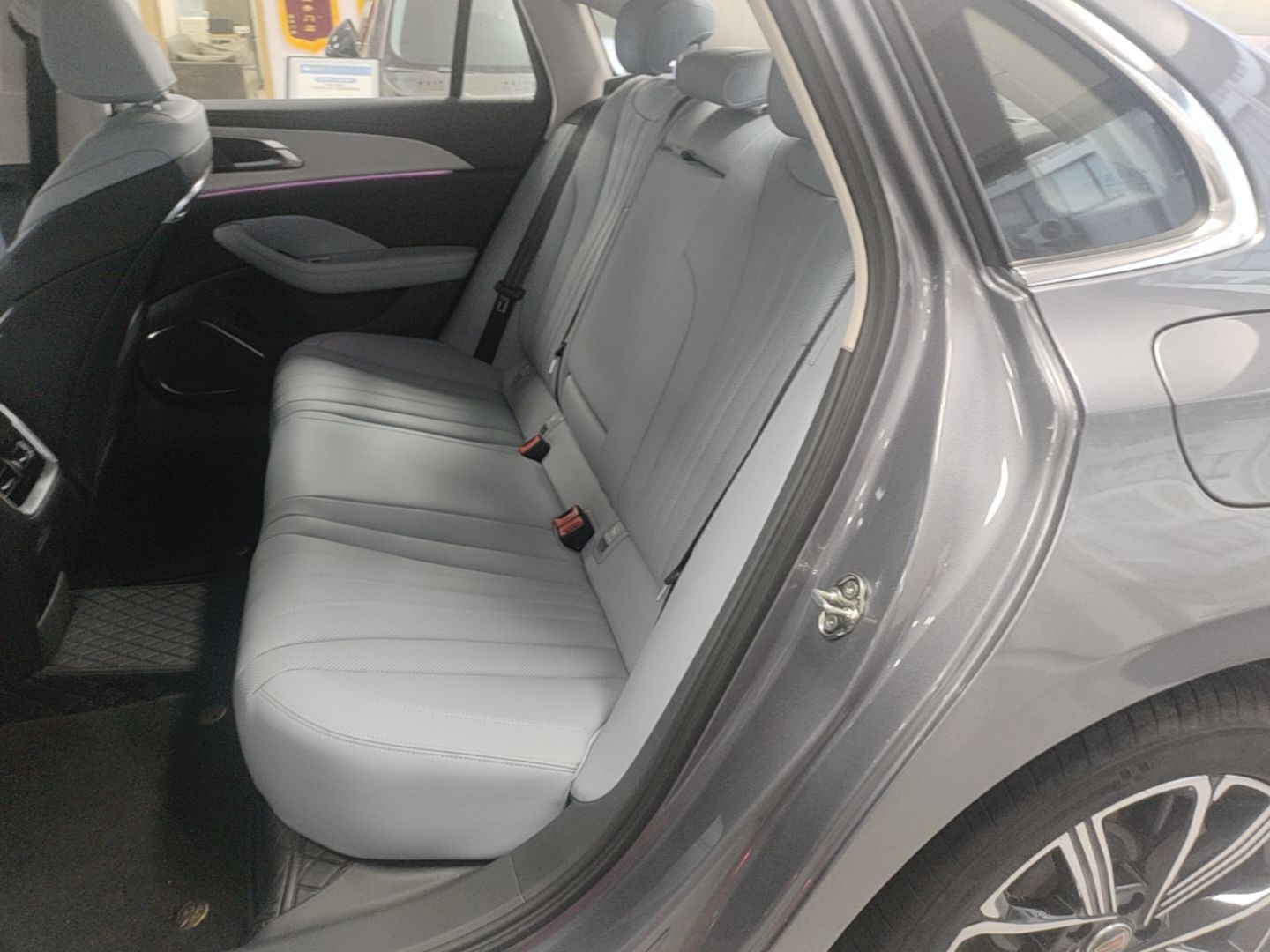 Hongqi H5 PHEV 2025 170 Super Hybrid Version — снимка 20