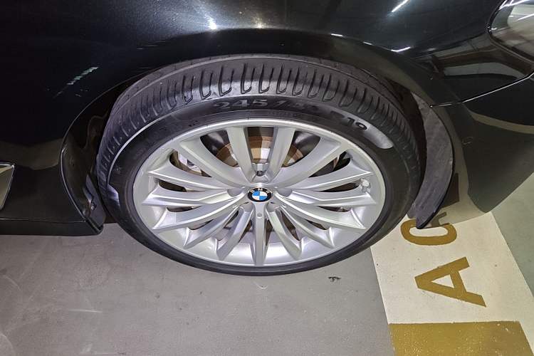 Used BMW 5 Series 2021 530Li Luxury Edition Premium Package