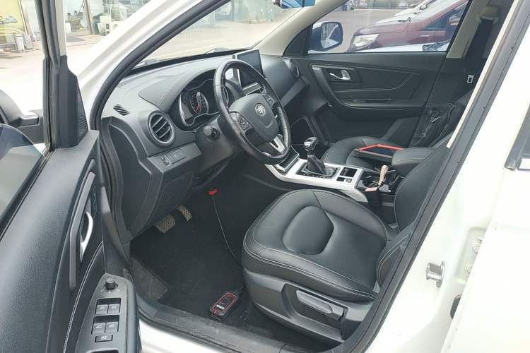 Used Bestune X40 2019 1.6L Automatic Luxury Edition China VI