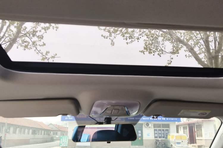 Used GAC Trumpchi GS4 2017 235T Automatic Two-Wheel Drive Elite Edition Headliner