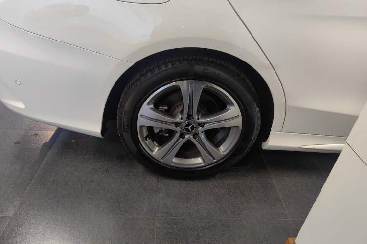 Used Mercedes-Benz C-Class 2019 Restyled C 260 L Sport Edition Exterior 5