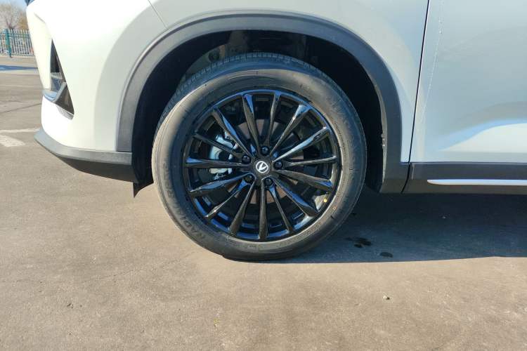 Used Changan CS75 2026 Model PRO 1.5T DCT Prestige 7-Seater