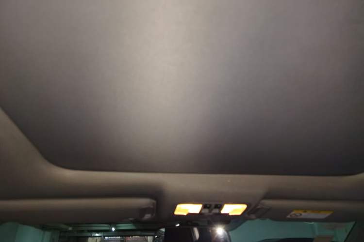 Used Toyota Highlander 2015 2.0T Four-Wheel Drive Luxury Edition 7-Seater
