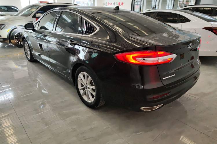 Used Ford Mondeo 2018 EcoBoost 180 Smart Control Fashion Model China VI Standard