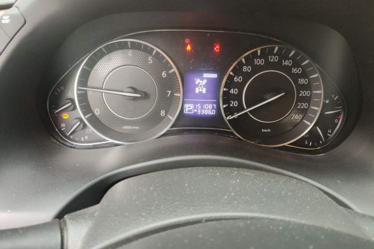 Used Nissan Patrol 2018 4.0L LinkedIn Edition Instrument Cluster
