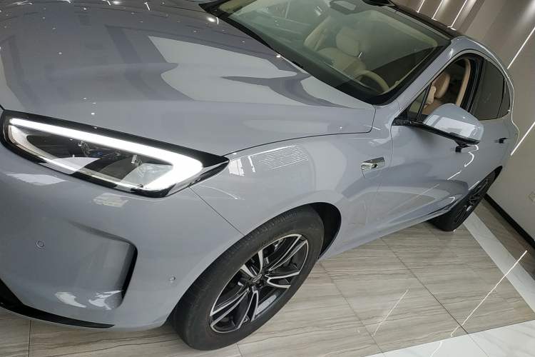 Used Hima AITO M5 2024 Extended-Range Max Rear-Wheel Drive Advanced Intelligent Driving Version
