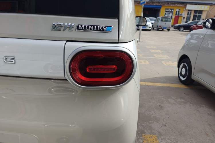 Used Wuling Hongguang MINIEV 2024 3rd Generation 215km Youth Edition