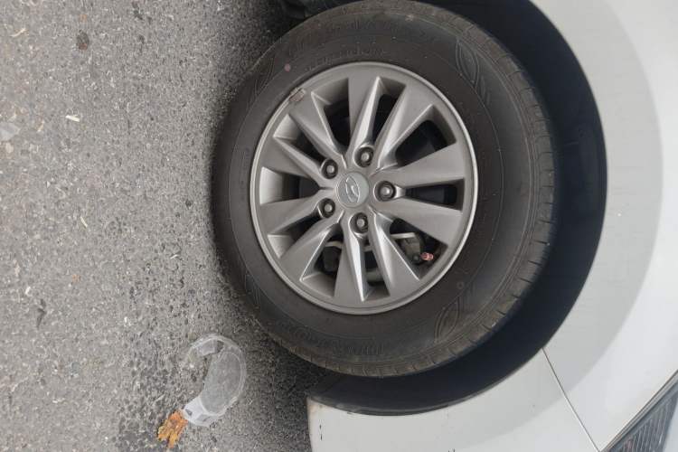 Used Hyundai Celesta 2018 1.6L Automatic GL Enjoyment Version China V Standard Right Front Wheel Hub