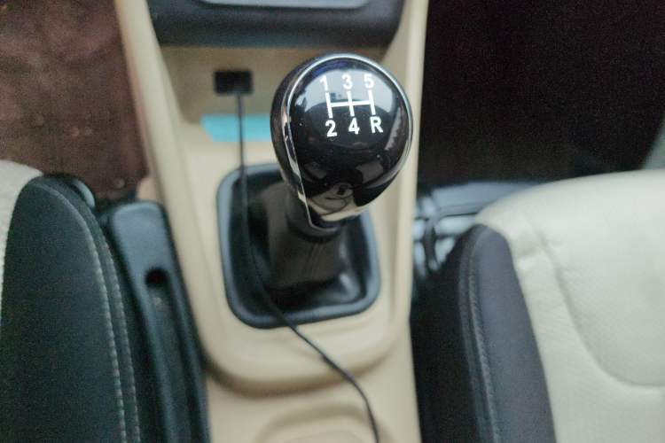 Used CHANGAN KUAYUE Xing V5  Gear Lever