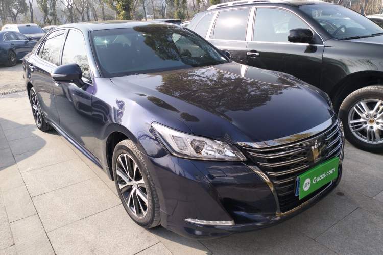 Used Toyota Crown 2018 2.0T Fashion Edition
