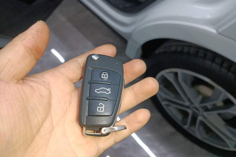 Used Audi Q3 2021 40 TFSI Fashion Dynamic Model