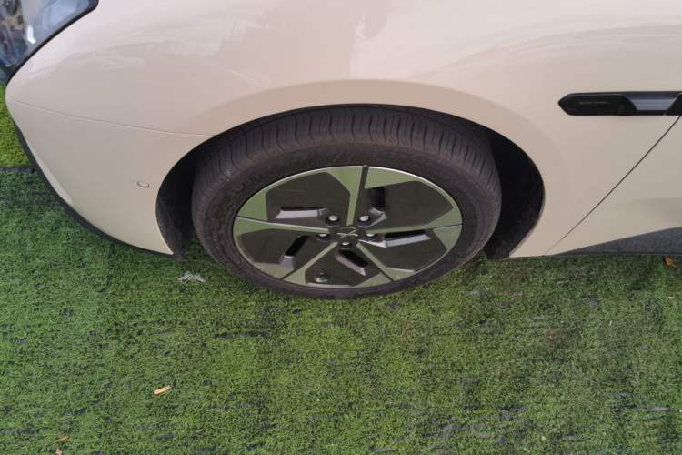 Used XPeng MONA M03 2024 620 with Ultra-Long Range
