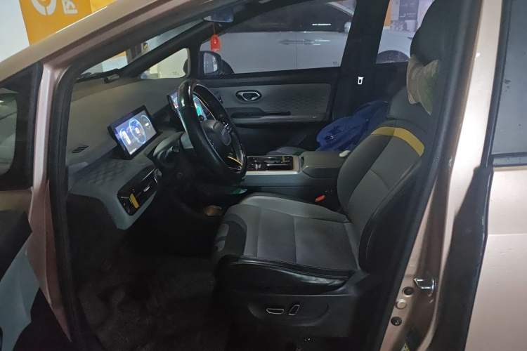 Used AION Y 2022 70 Intelligent Edition Lithium Iron Phosphate