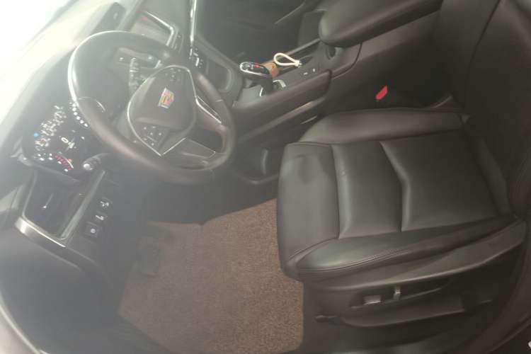 Used Cadillac XT5 2018 25T Luxury Model