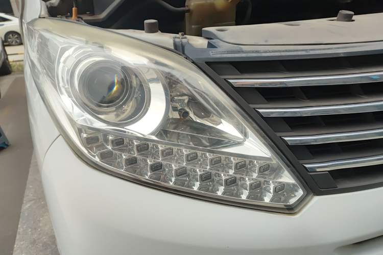 Used FORTHING F600 2016 F600L 2.0L Deluxe Model