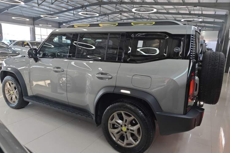 Used JETOUR Traveler 2023 2.0T Four-Wheel Drive Conqueror
