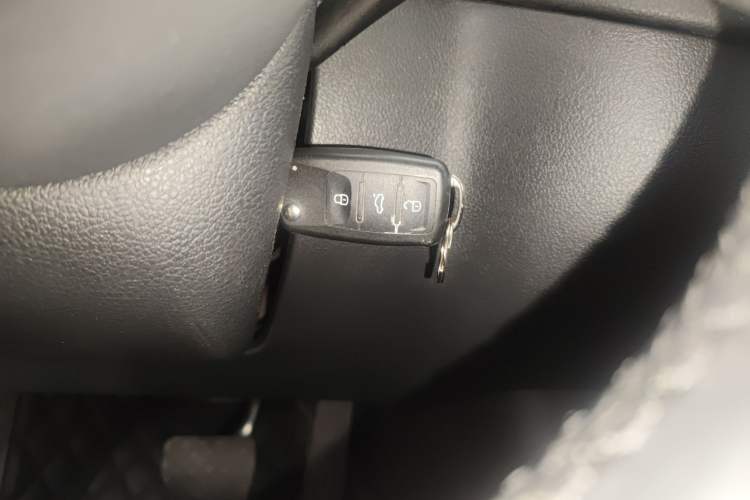 Used Volkswagen Tiguan L 2016 300TSI Automatic Two-Wheel Drive Comfort Edition