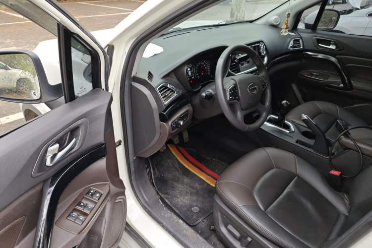 Used GAC Trumpchi GS4 2015 200T Manual Luxury Edition Driver Seat