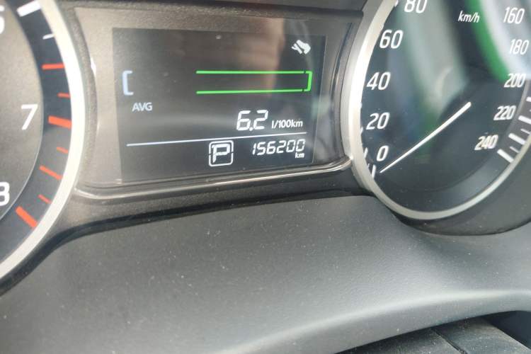 Used Nissan Sylphy 2016 1.6XV CVT Smart Enjoyment Version Odometer Close Up