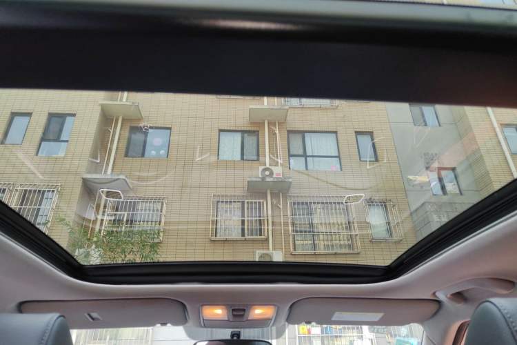 Used Hyundai ix25 2015 1.6L Automatic Two-Wheel Drive Smart GLS Trim Headliner