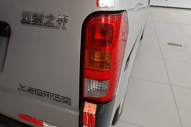 Used Wuling Zhiguang 2019 1.2L Van Utility Model 5-Seater