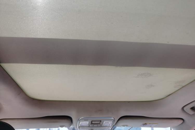 Used Geely Auto Emgrand X7 Sport 2016 2.0L Manual ZhiShang Version Headliner