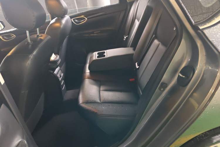 Used Nissan Sylphy 2021 Classic 1.6XL CVT Luxury Edition Left Rear Seat