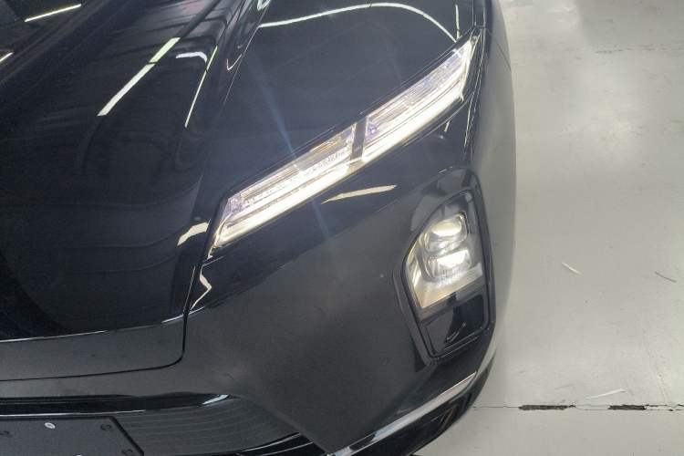 Used Nio ES8 2026 Model 6-seat Executive Luxury Edition Left Front Headlight