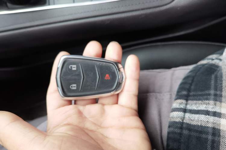 Used Cadillac XT4 2021 28T Two-Wheel Drive Tech Edition