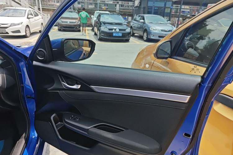 Used Honda Civic 2019 220TURBO CVT Dynamic Edition China VI
