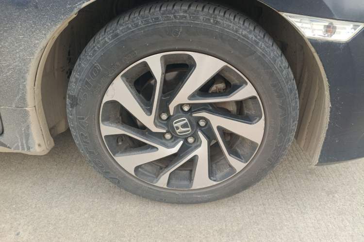 Used Honda Civic 2016 220TURBO Manual Luxury Edition