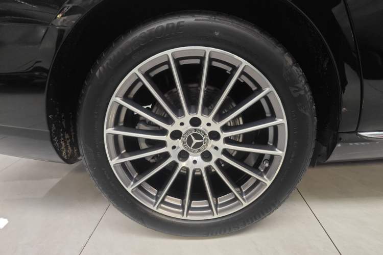 Used Mercedes-Benz E-Class 2021 Facelift E 260 L
