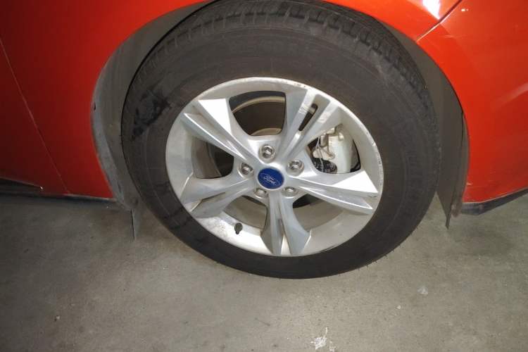 Used Ford Focus 2012 Hatchback 1.6L Automatic Fashion Edition
