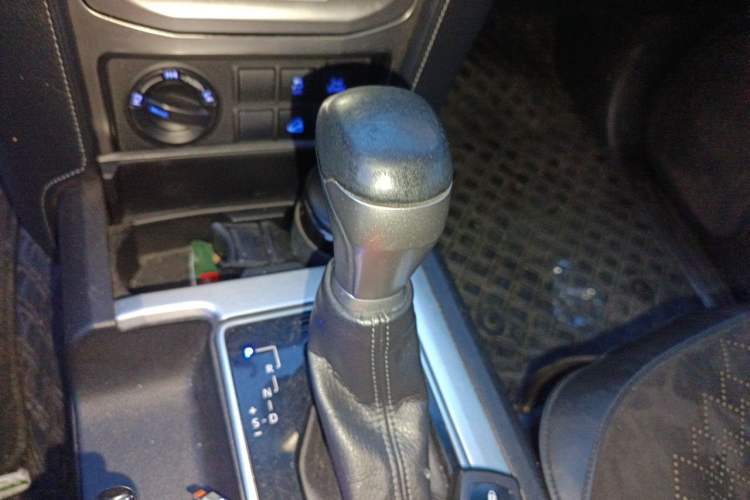 Used Toyota Prado 2019 3.5L Automatic TX-L Deluxe Edition with Rear-Mounted Spare Tire
