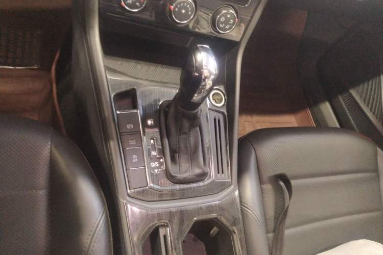 Used Volkswagen Lavida 2018 1.5L Automatic Comfort Edition China V Standard